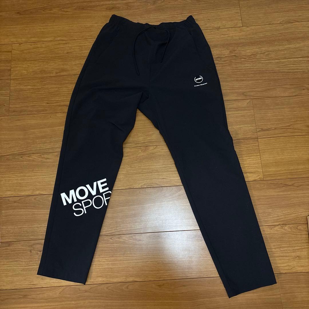 Move Sport デサントフード付黒色ジャージセット上Mサイズ＆下Lサイズ
