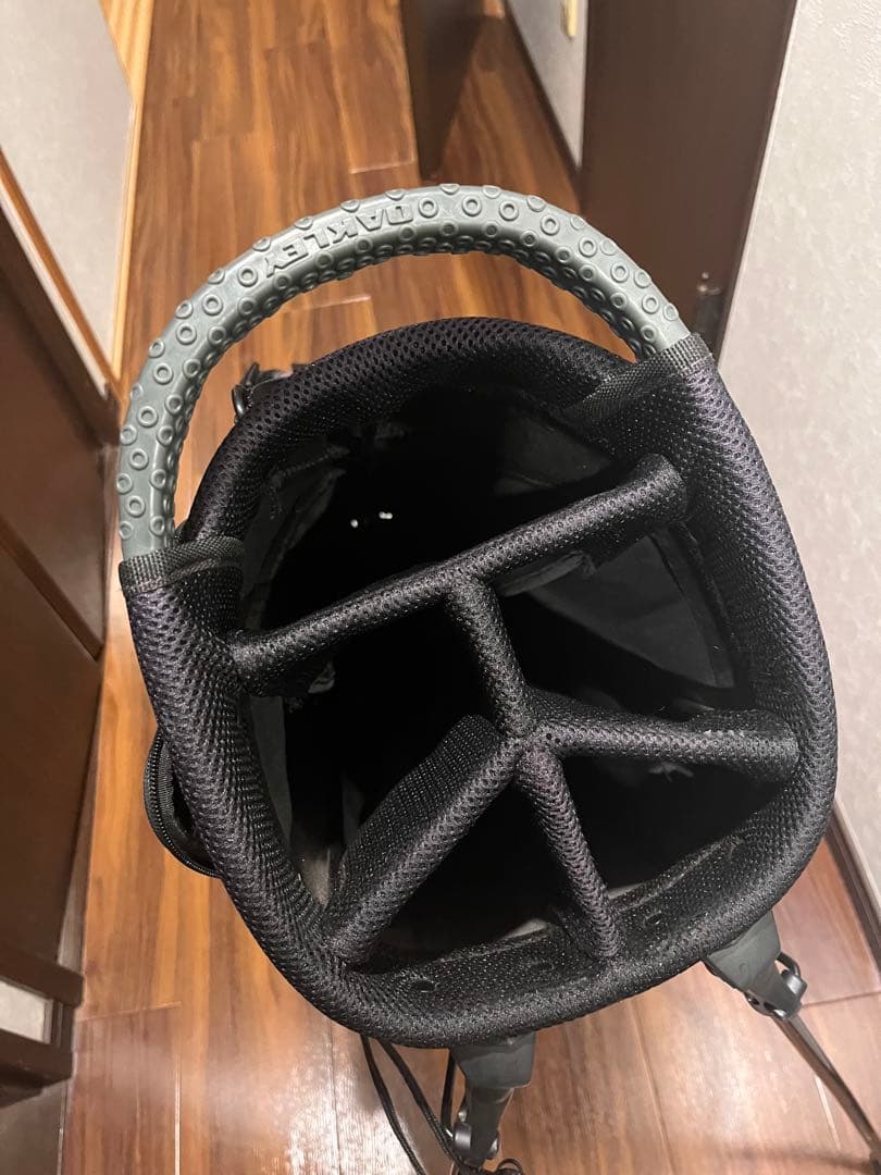 OAKLEY ブラック キャディバッグ