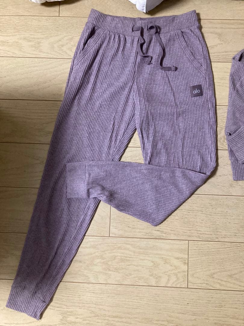 ヨガ・ピラティス ALO Muse Hoodie Set -Cocoa