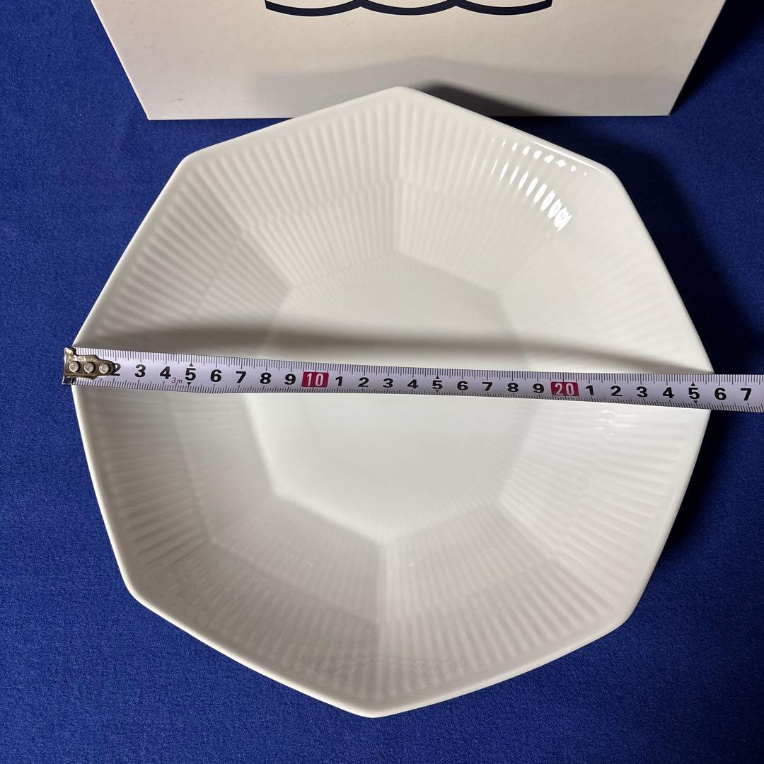 ロイヤルコペンハーゲン　ホワイトフルーテッド　ボウル