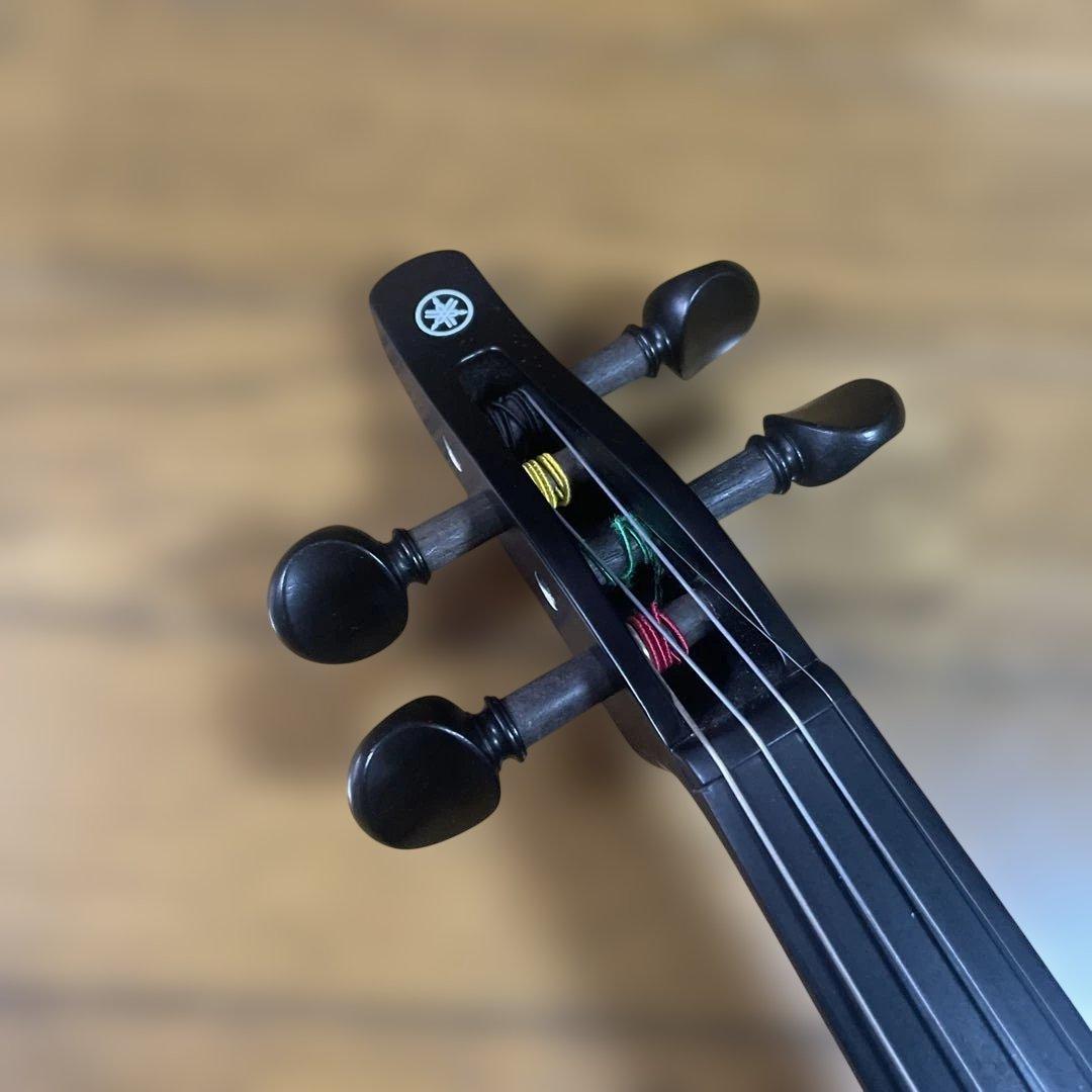 YAMAHA エレクトリックバイオリン YEV104 弓・ケース 他オマケ付