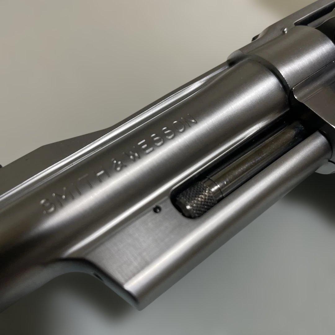 Smith & Wesson シルバーガスリボルバー（プラスチック製日本製）2