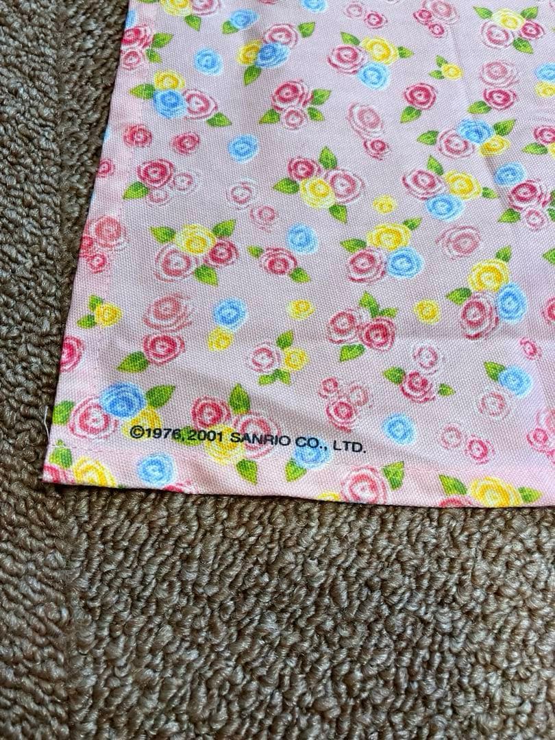 希少 美品 平成レトロ サンリオ ハローキティ 薔薇 エプロン 2001年