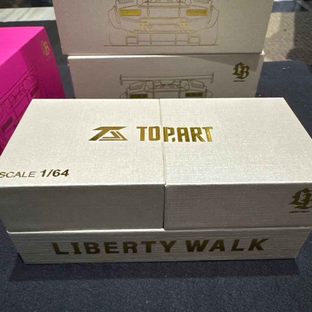 TOPART 1/64 LBWK WHITE　限定モデル