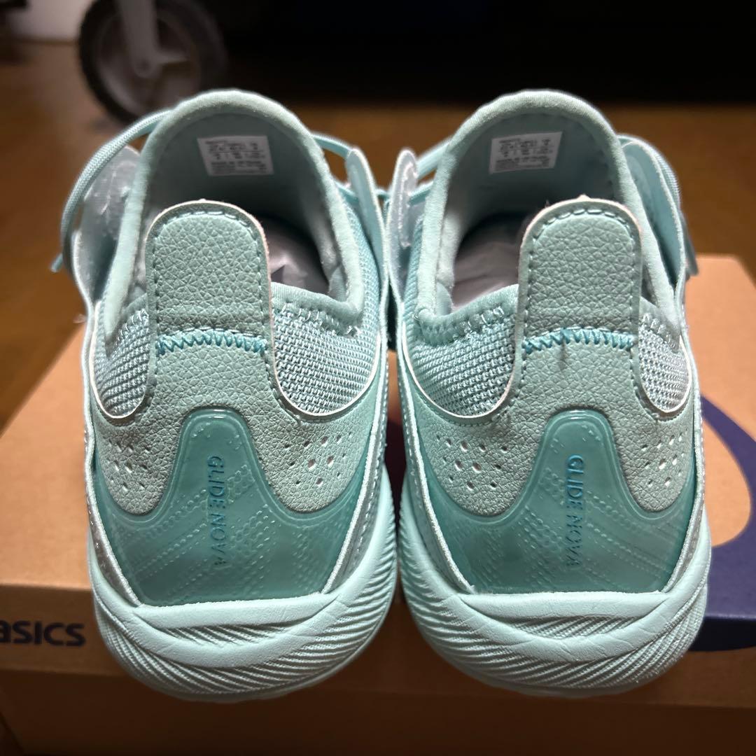asics グライドノヴァ