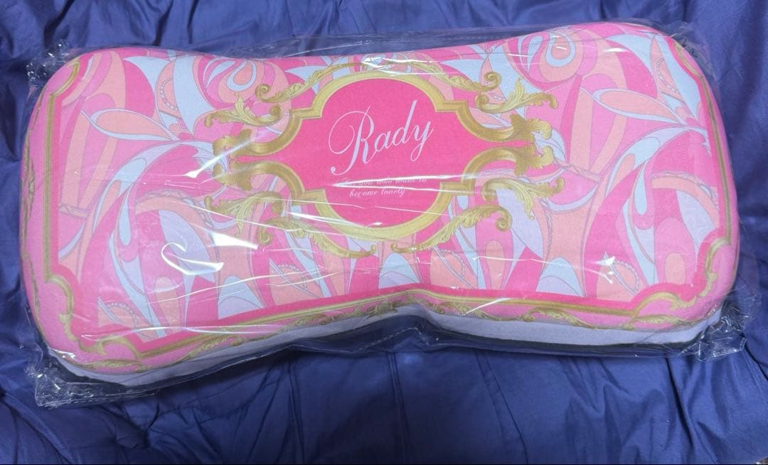 2個セット Rady スカーフ柄 ランバークッション カー 用品