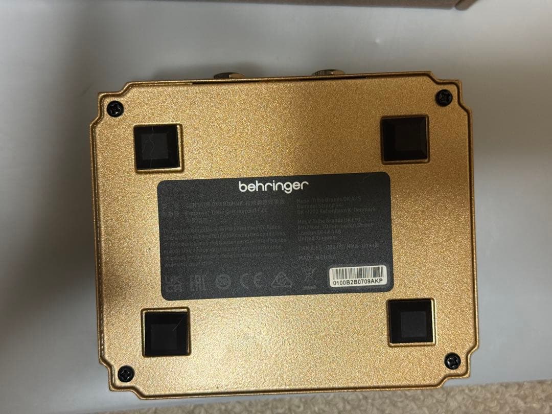 BEHRINGER CENTAUR OVERDRIVE です。きれいな品です。