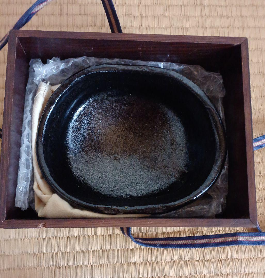 No231　加藤春岱作 黒織部沓茶碗　江戸期