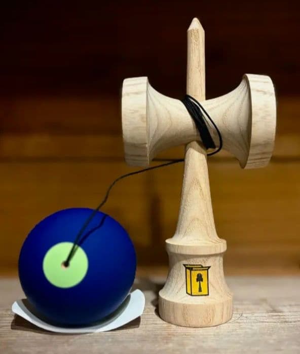 スポーツトイ・アクショントイ Cereal kendama Navy Lime Trinity Shape