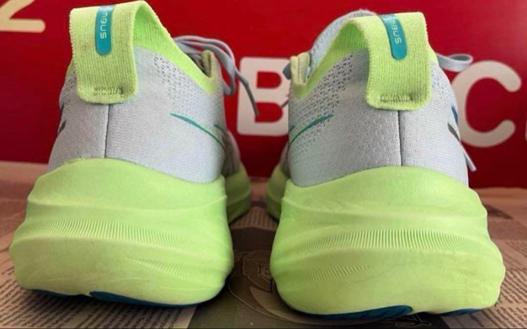 ⑥ asics　アシックス　GEL-NIMBUS 26　ランニングシューズ