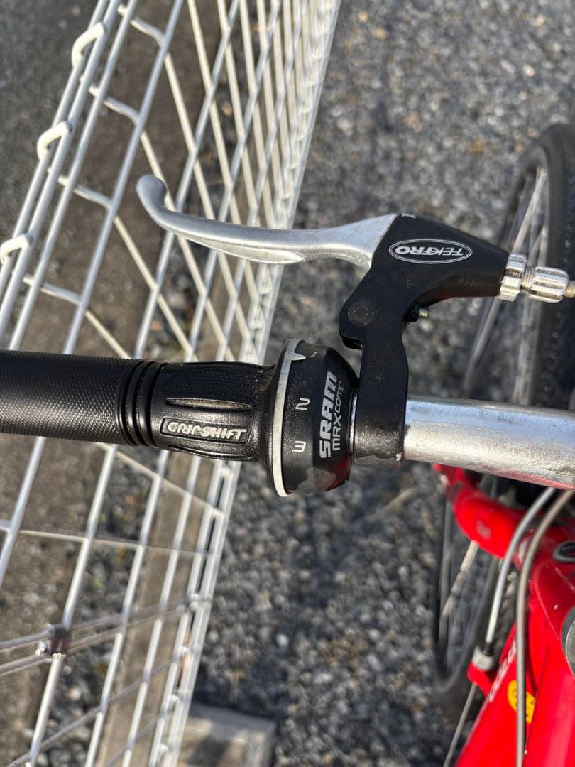レッド クロスバイク SRAM 7速