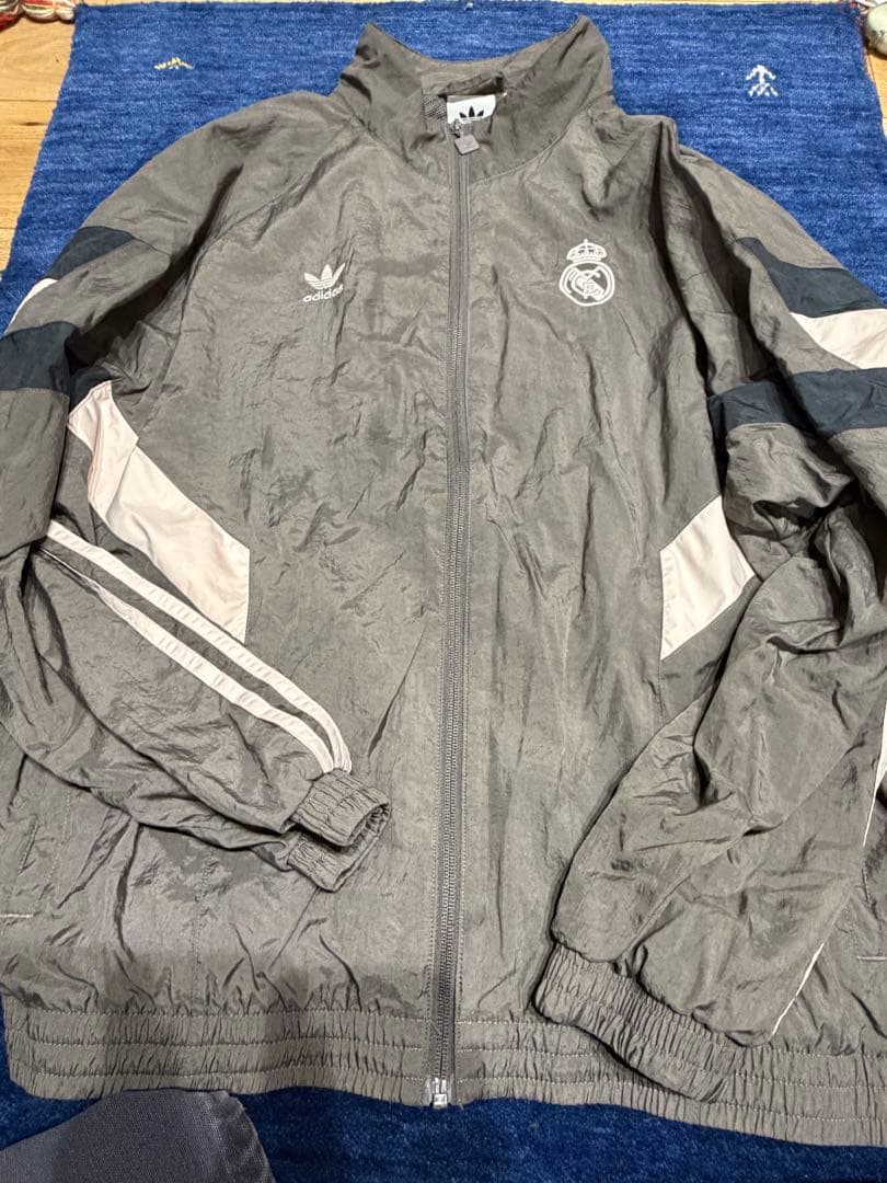 adidas Real Madrid ジャケット グレー