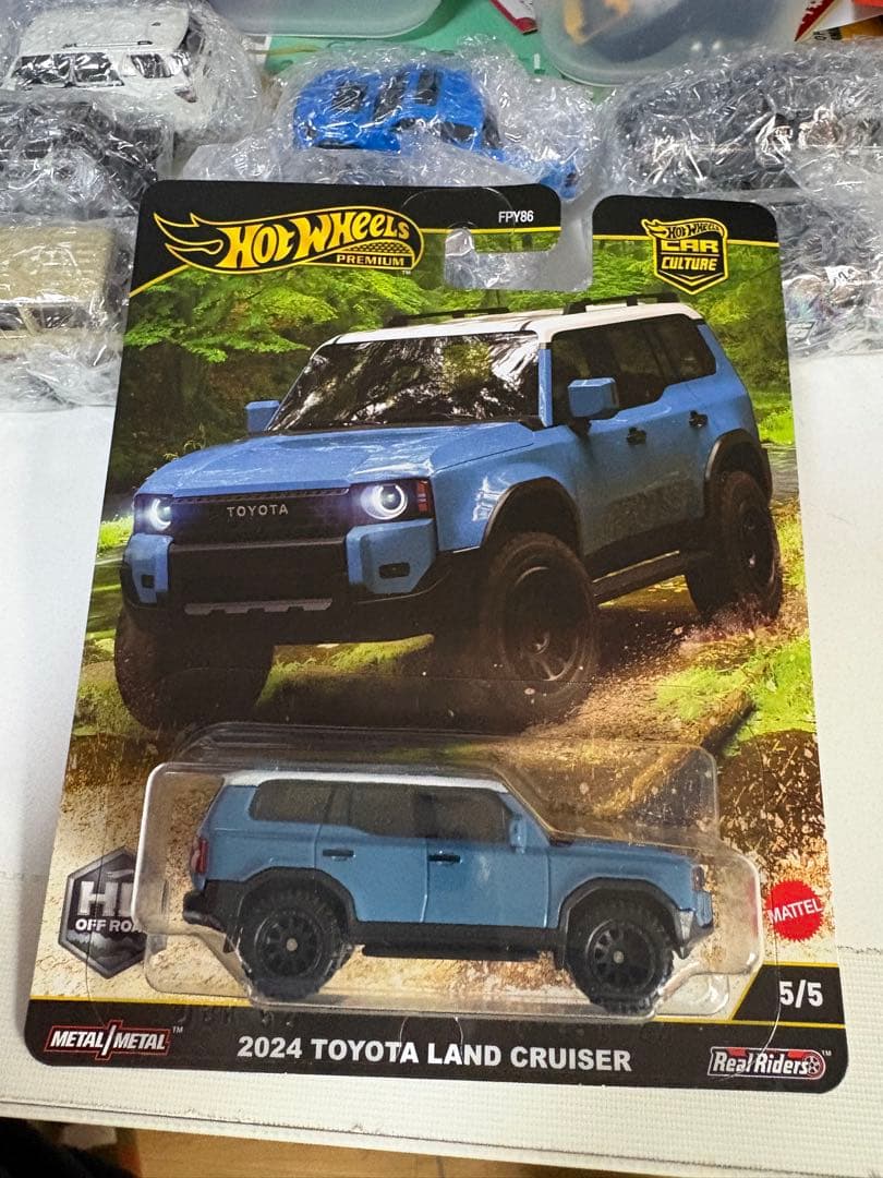 ホットウィールミニカー　トヨタ 4x4+バン　9台セット品&おまけ 新型ランクル