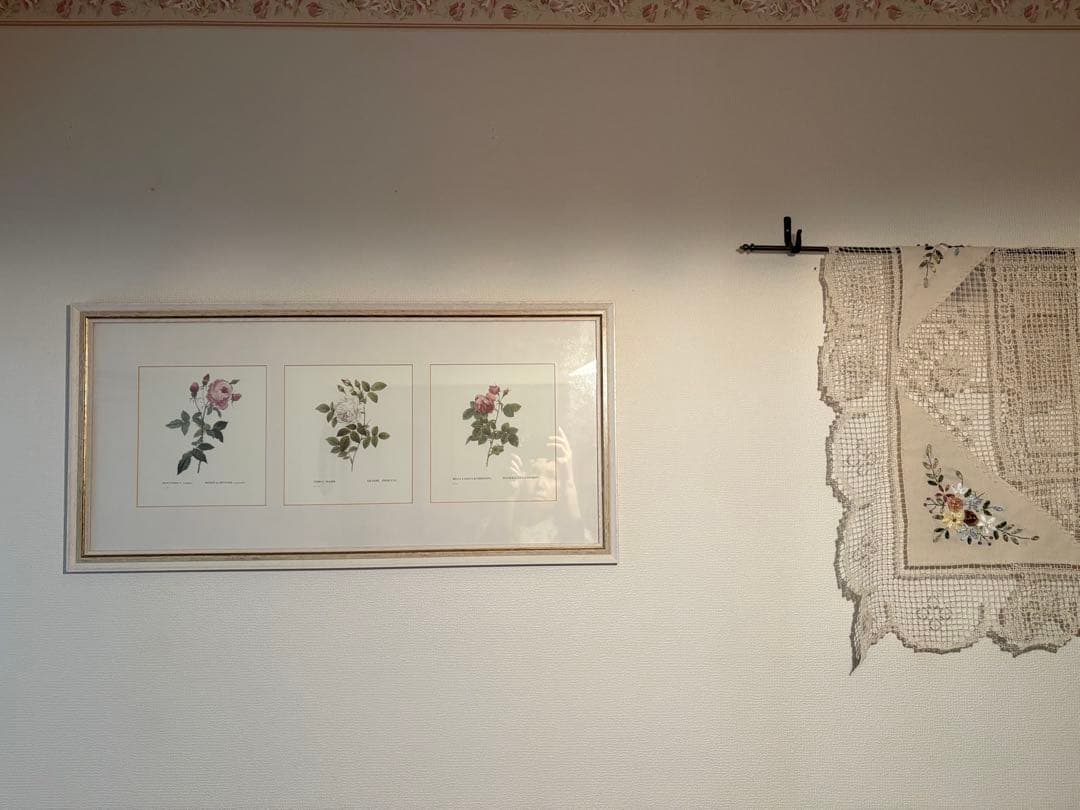 ローラアシュレイ 薔薇の額絵