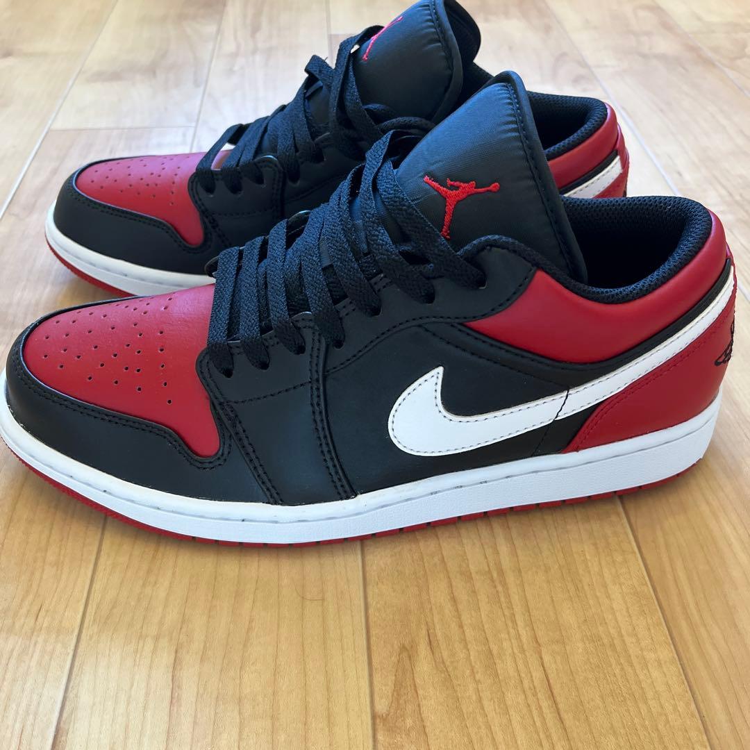Nike Air Jordan ナイキローカット シューズ ブラック/レッド