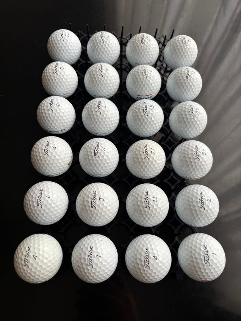 新品に近い　送料込み　タイトリスト　PRO V1 ロストボール 24球セット