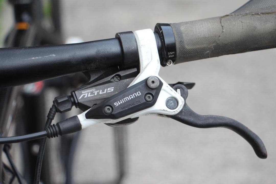 引き取り限定♪ルイガノ♪TRX2♪前後油圧式ディスク♪LOUIS GARNEAU