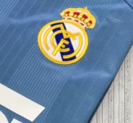 99/00 レアル・マドリード アウェイ レトロ風 長袖 サッカーシャツ