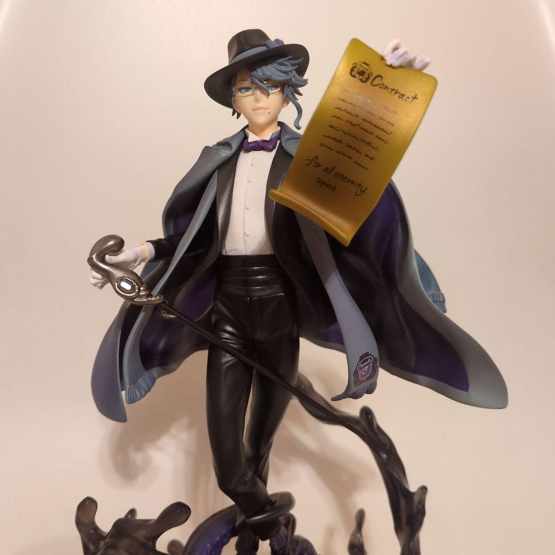 Twisted Wonderland アズール・アーシングロット フィギュア