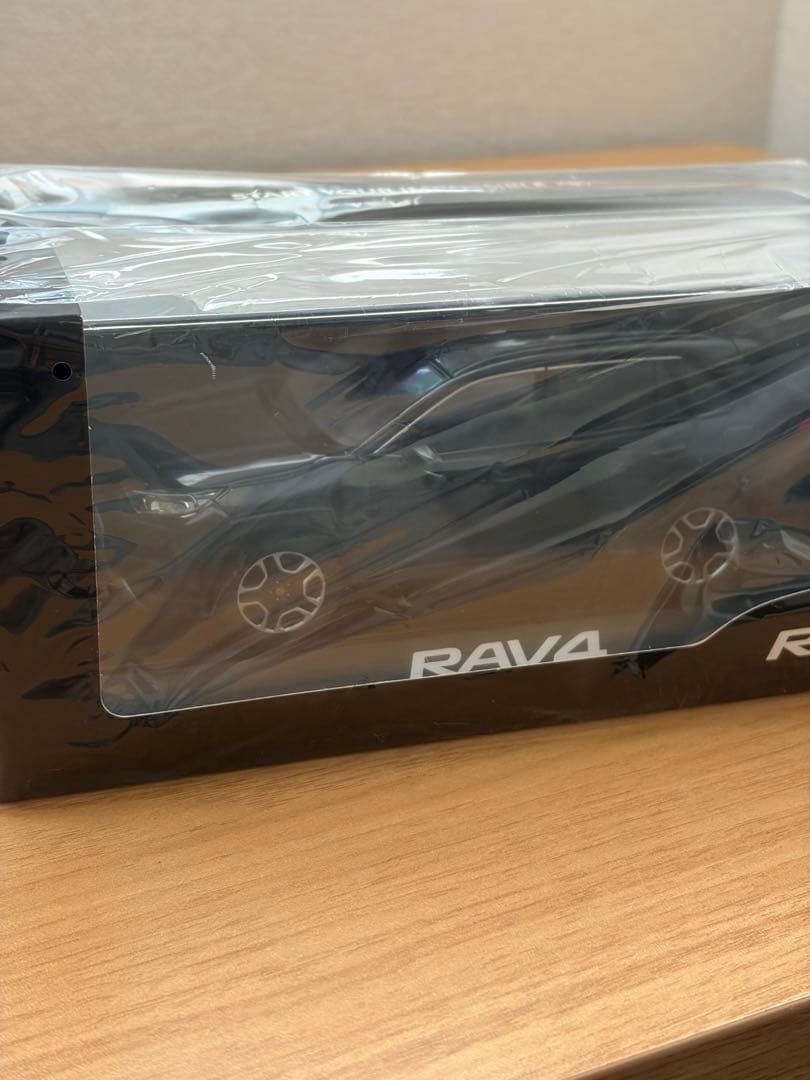 トヨタ RAV4 1/30 スケール ミニカー 黒