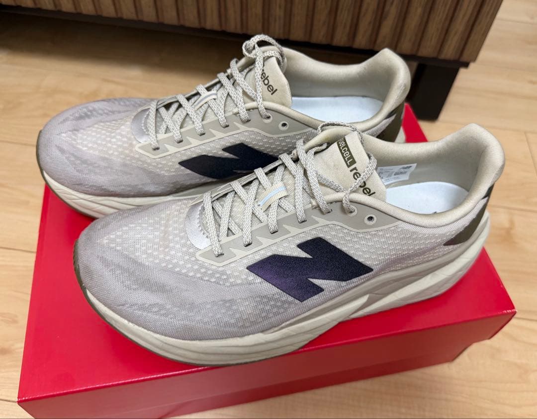 New Balance FuelCell Rebel v5　ランニングシューズ