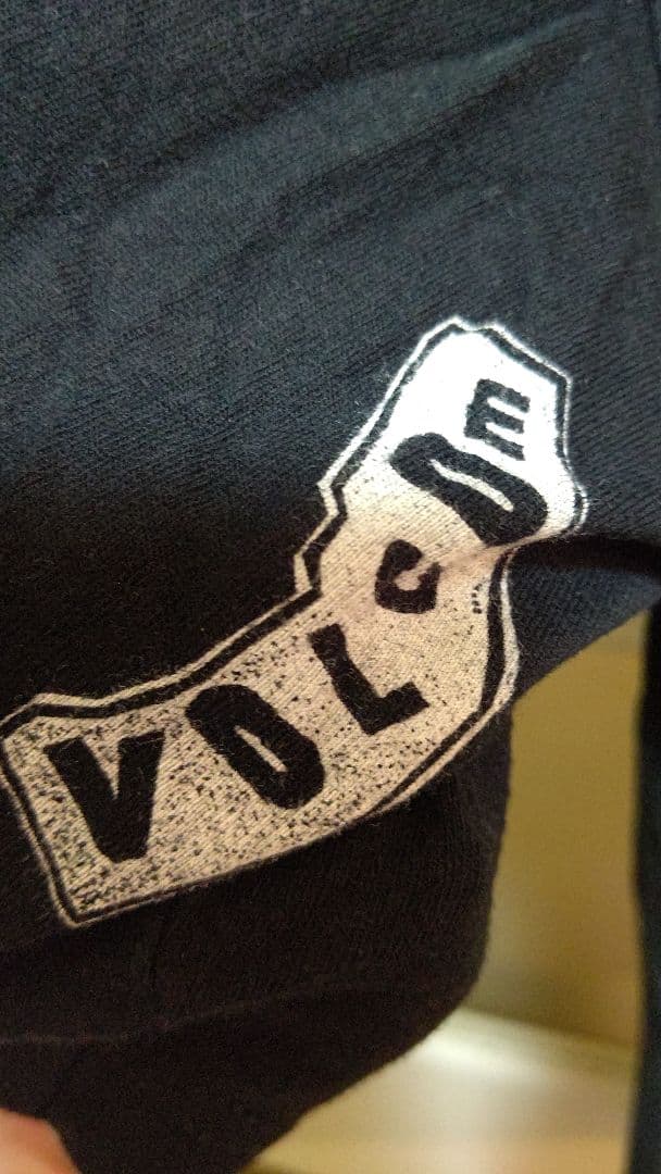 ボルコムvolcom Tシャツ