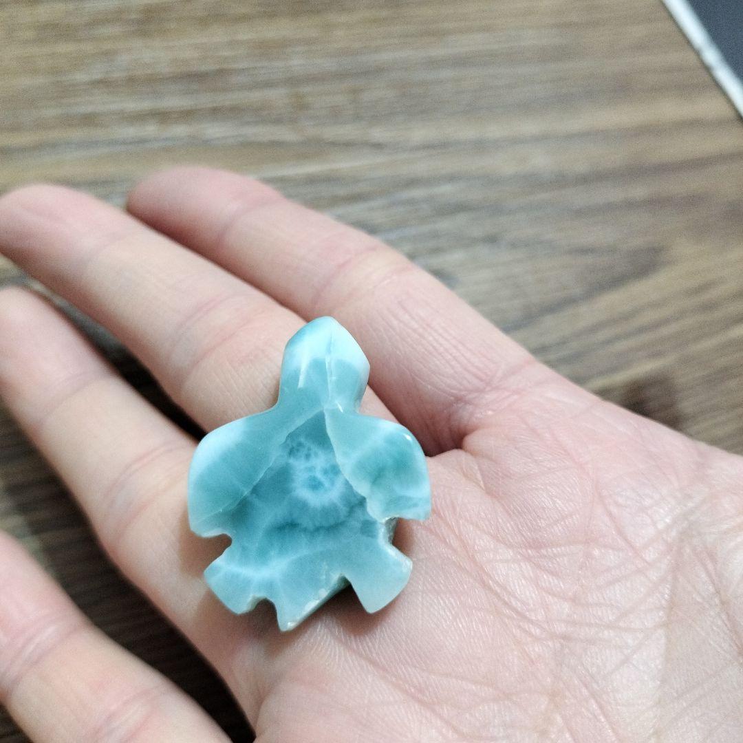 ラリマー　亀　置物