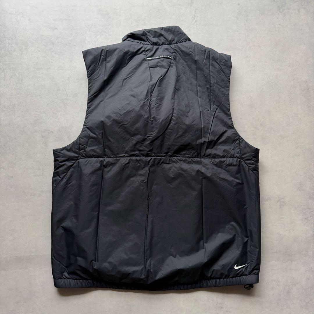 新品 XLサイズ ナイキ トレイル プリマロフト ランニング ベスト 黒