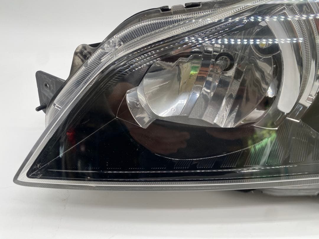 スバル レガシィ BM/BR系 純正ヘッドライト 左 HID プロジェクター