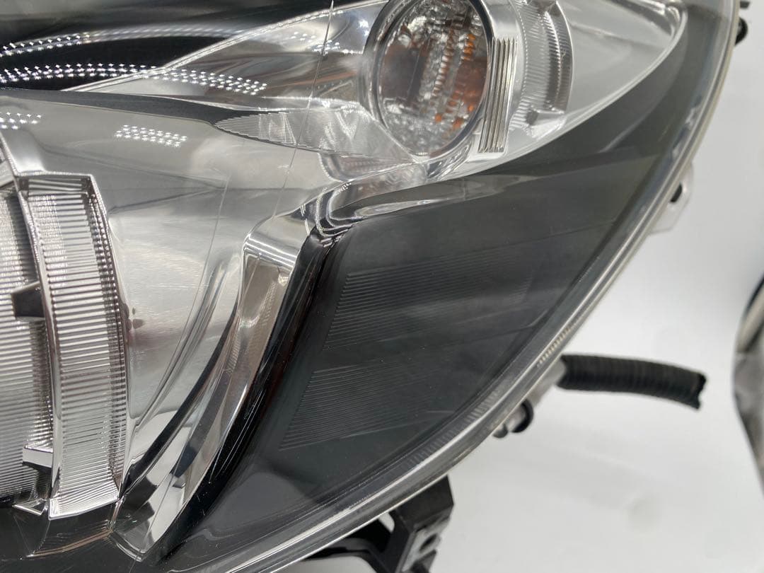 スバル レガシィ BM/BR系 純正ヘッドライト 左 HID プロジェクター