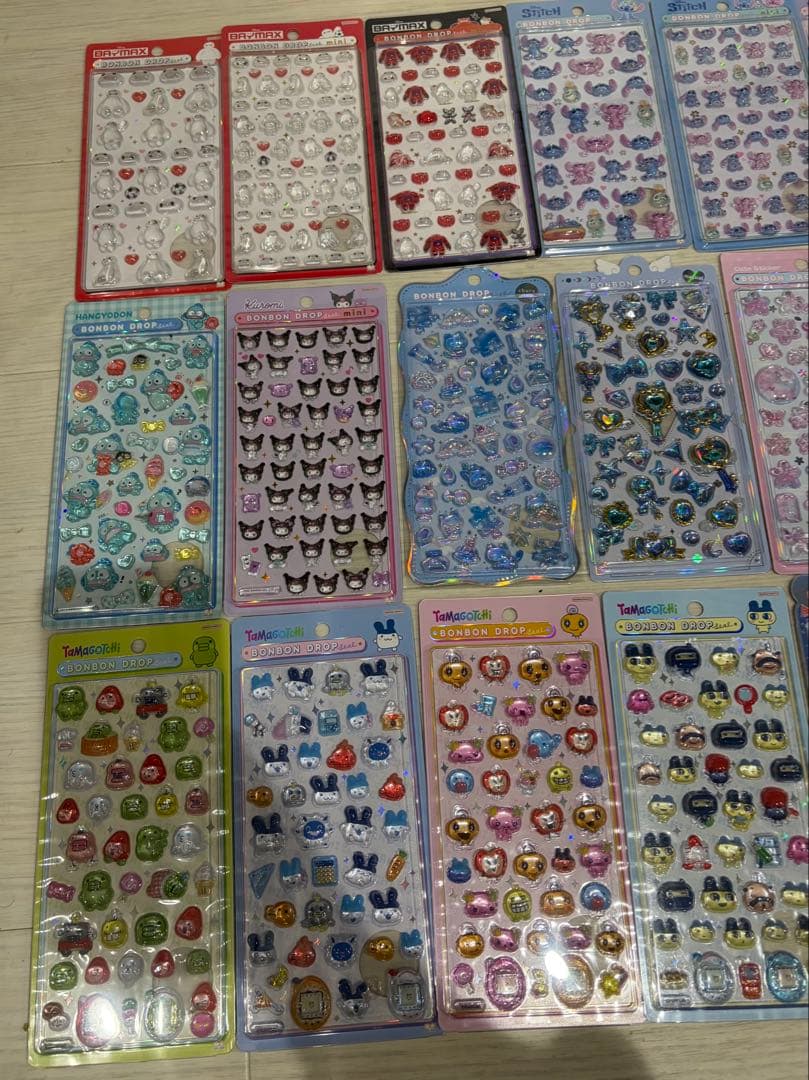 ボンボンドロップシール　うるちゅる　シール　ディズニー　サンリオ　国内正規品