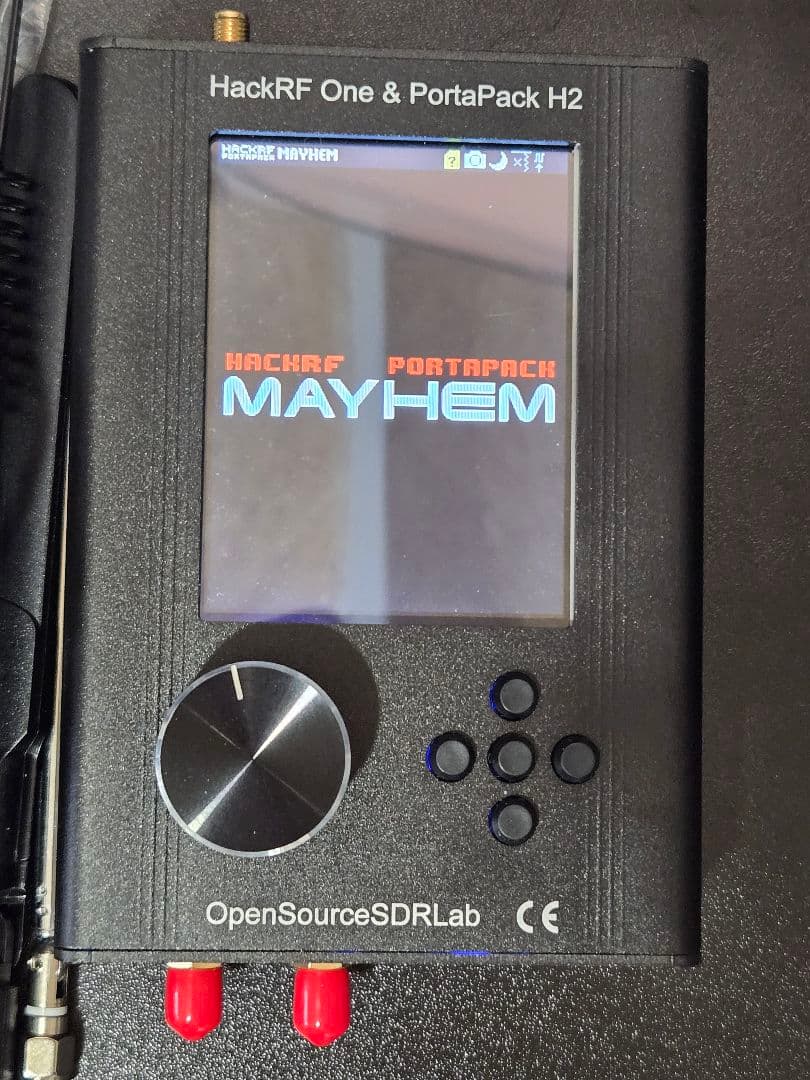 受信機 HackRF One & PortaPack H2