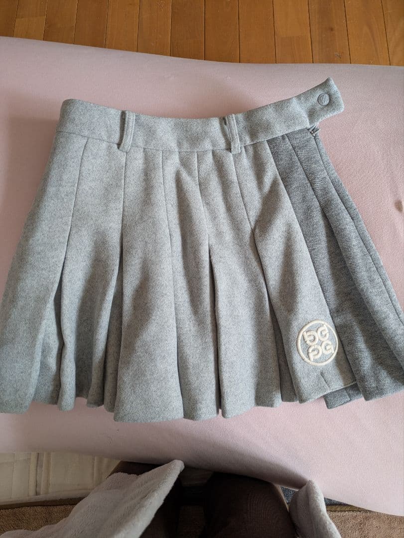 G/FORE グレー プリーツスカート