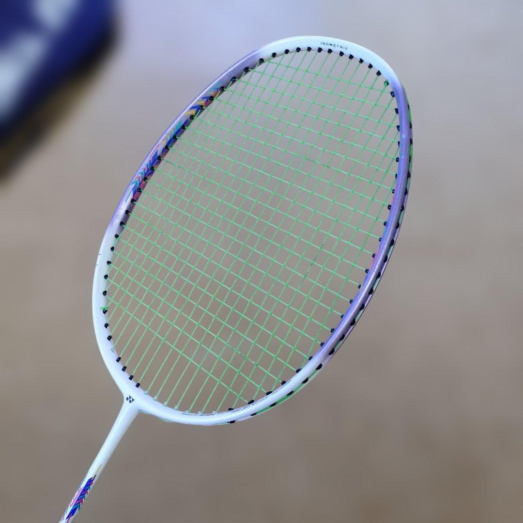 YONEX NANOFLARE 200 バドミンラケット　4U5　日本製
