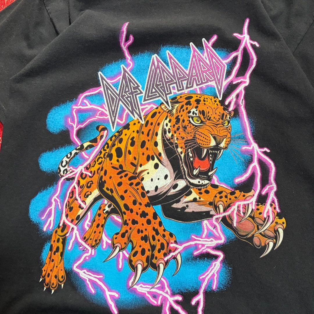 DEF LEPPARD バンドTシャツ　黒　デフレパード　ヒョウ