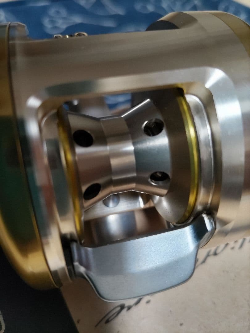 t*g様 Daiwa Millionaire CV-Z 203 ベイトリール