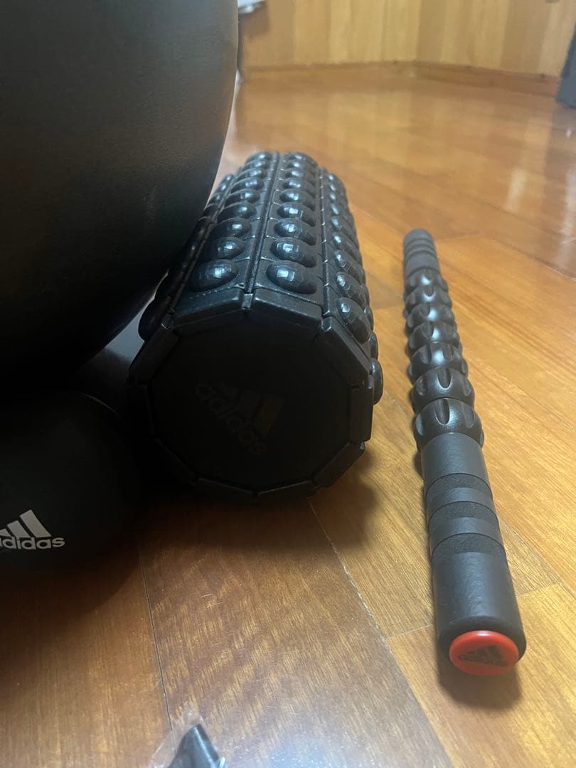 【adidas】トレーニングセット ダンベル1kg付き