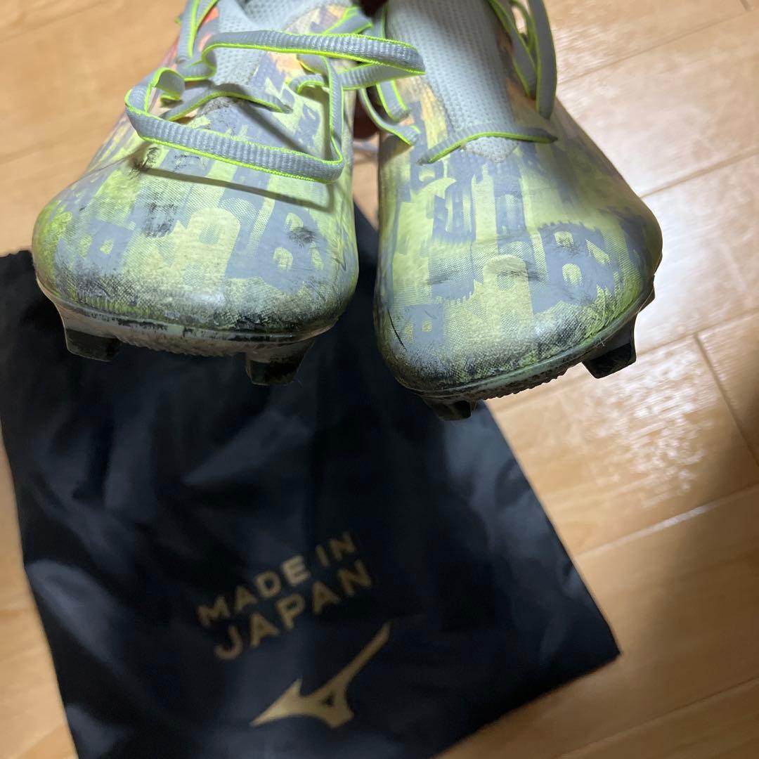 adidasのサッカースパイクF50 adizero