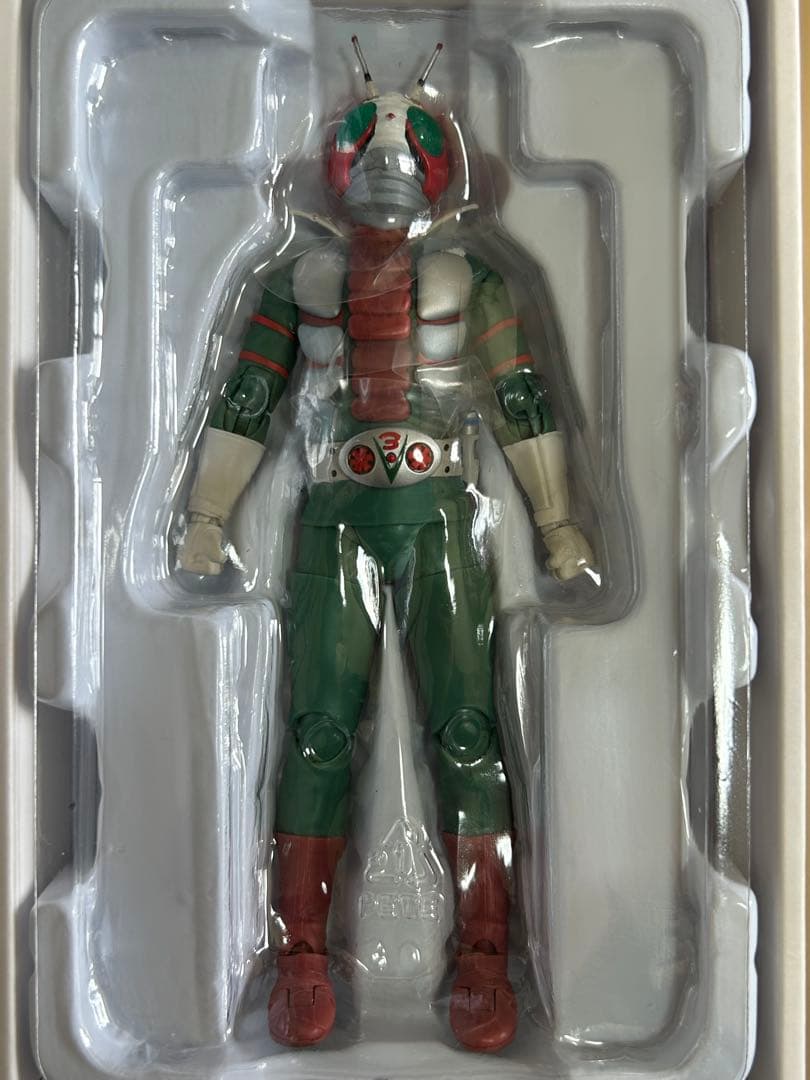 S.H.Figuarts 真骨彫製法　仮面ライダーV3＆ライダーマンセット