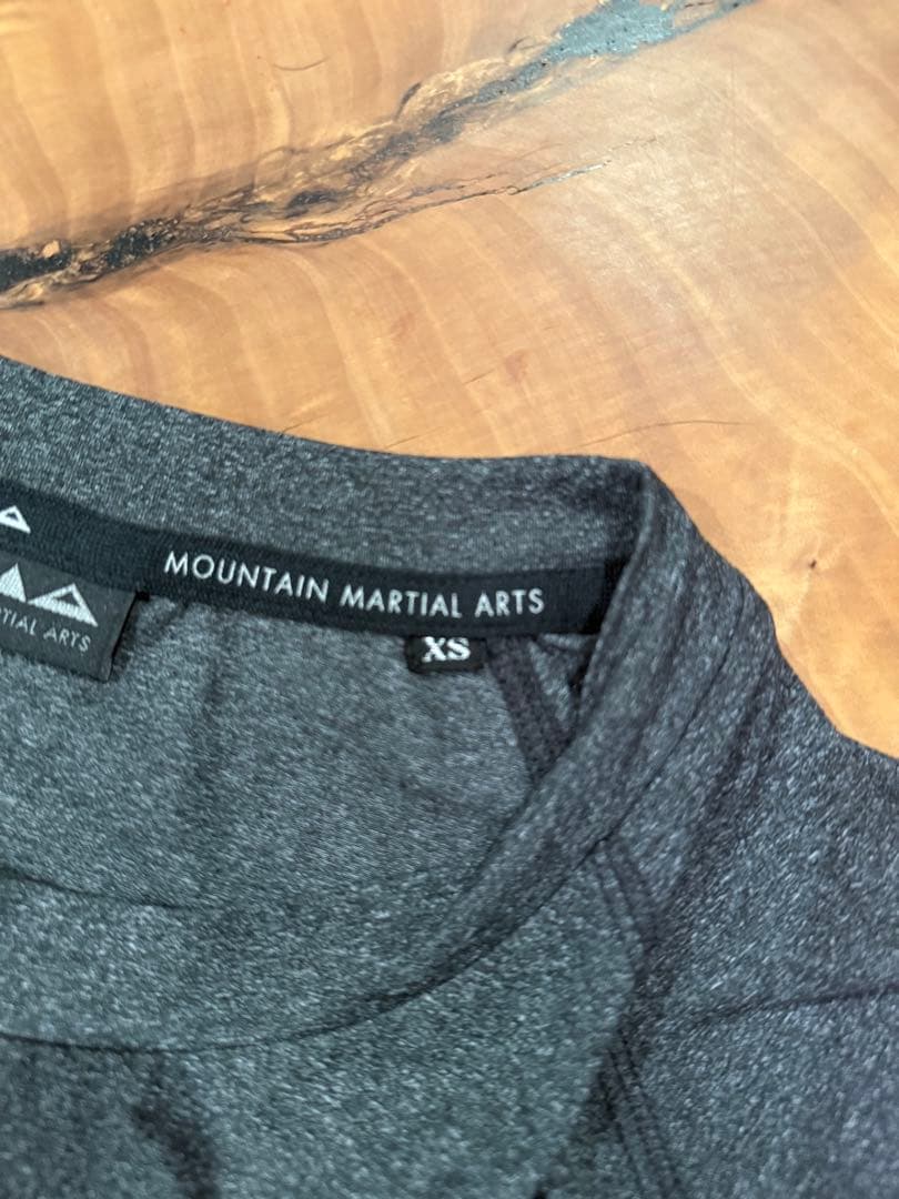 MOUNTAIN MARTIAL ARTS Hello ! Tシャツ