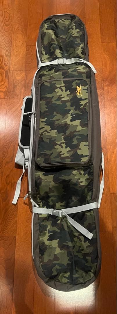 お得‼️お値下中‼️スノーボード イエローオレンジ cosmicsurf カバー付き