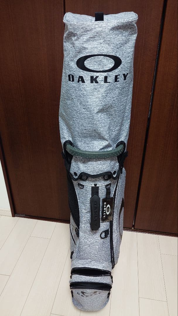 OAKLEY キャディバッグ グレー