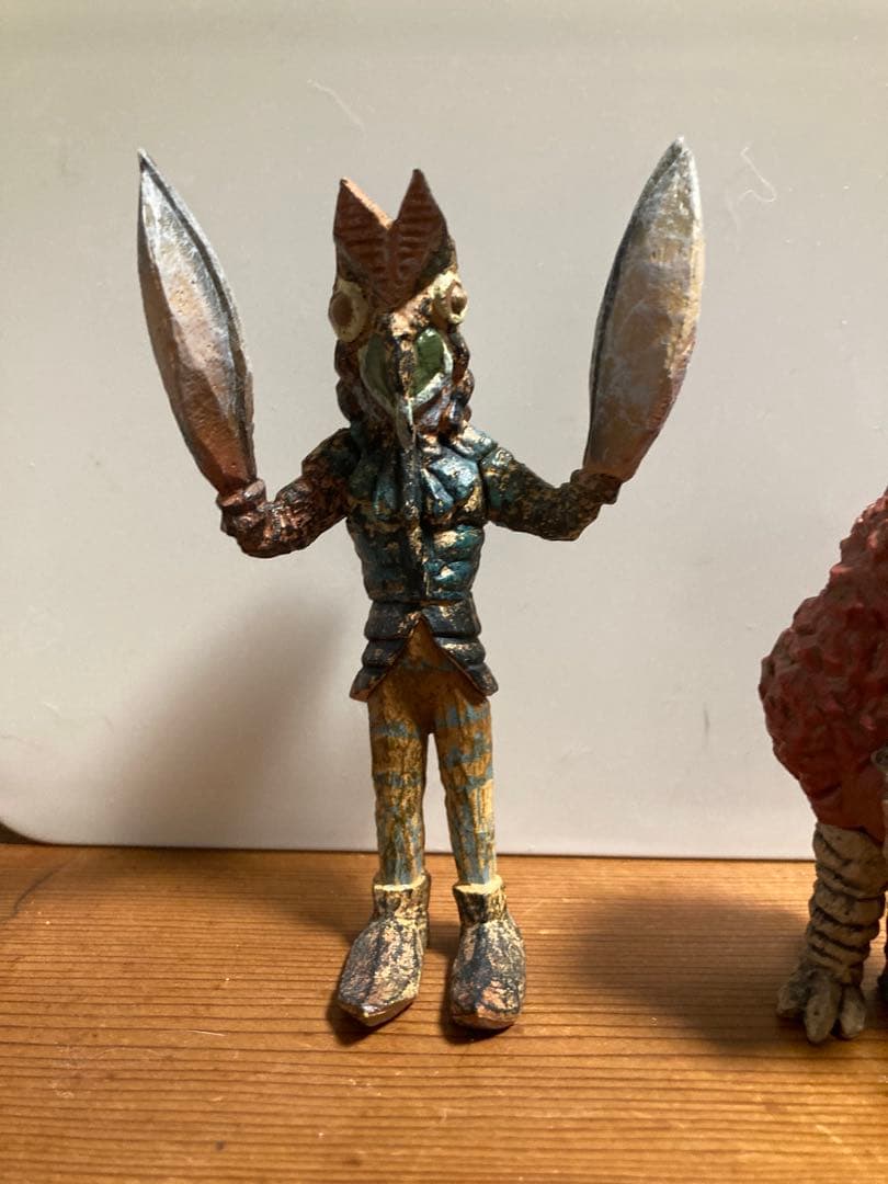 はしもとみおのウルトラ怪獣彫ってみた　ガチャ 3種類