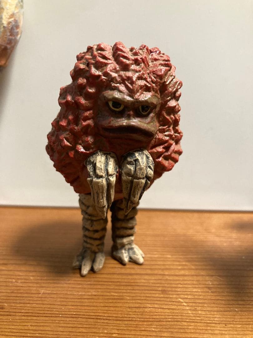 はしもとみおのウルトラ怪獣彫ってみた　ガチャ 3種類