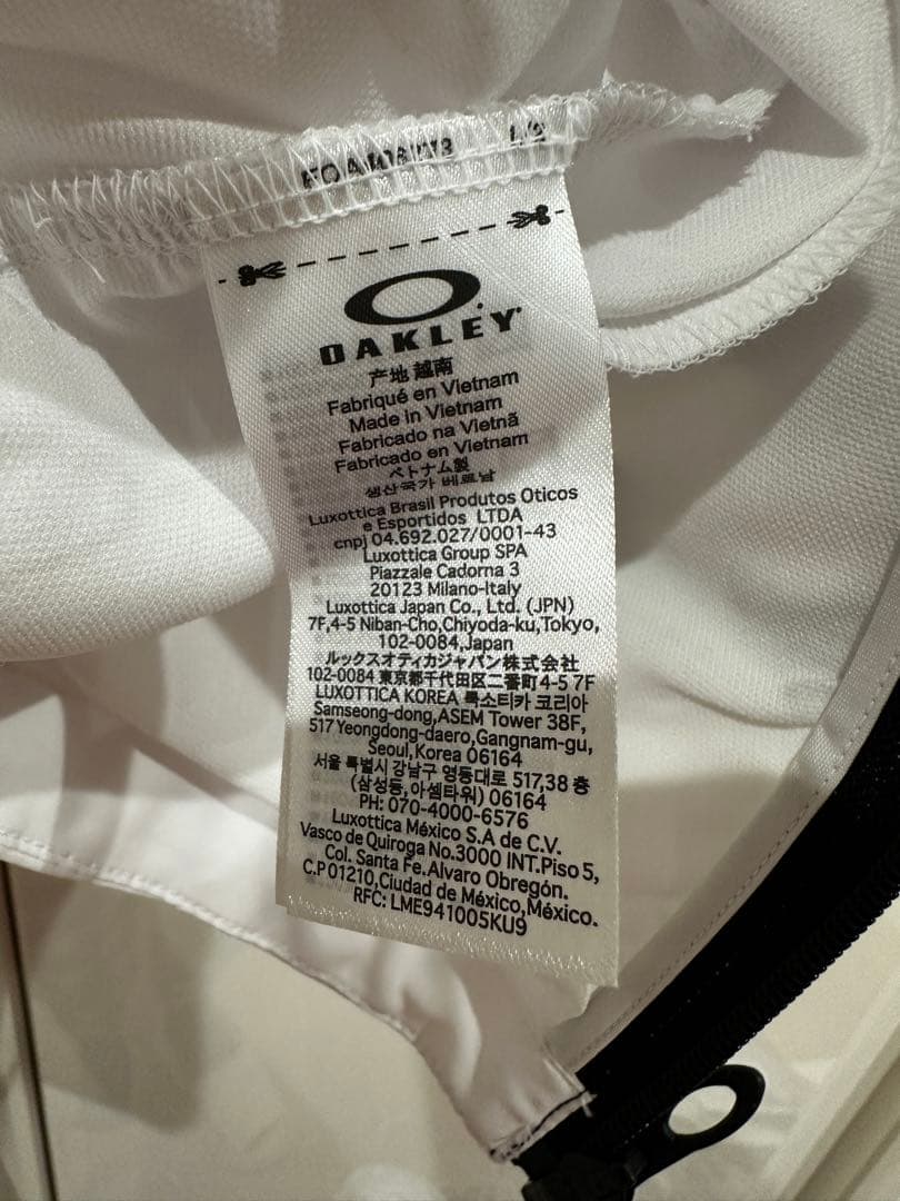 タグ付き　新品　OAKLEY ストレッチ　ホワイトジャケット XL