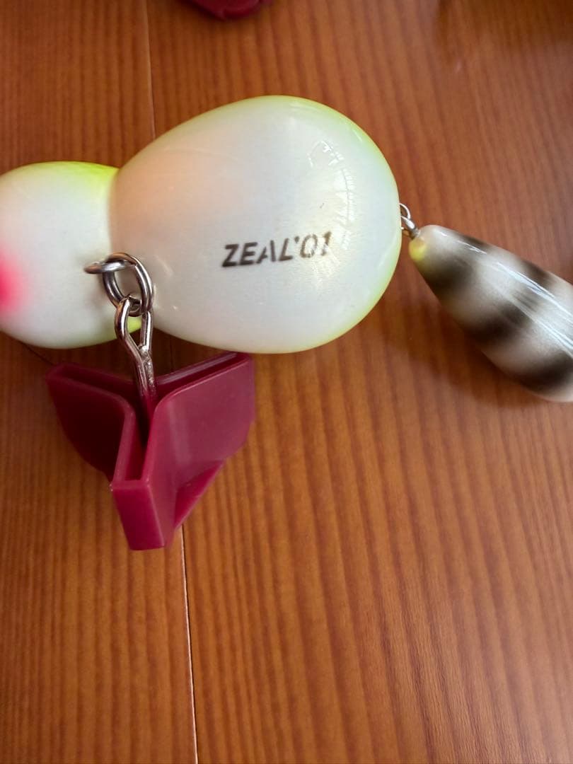 ズイール　デカアライくん　4個セット　新品未使用品　ZEAL