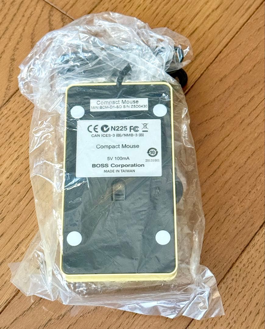 BOSS＊コンパクトエフェクター型USBマウス＊SD-1
