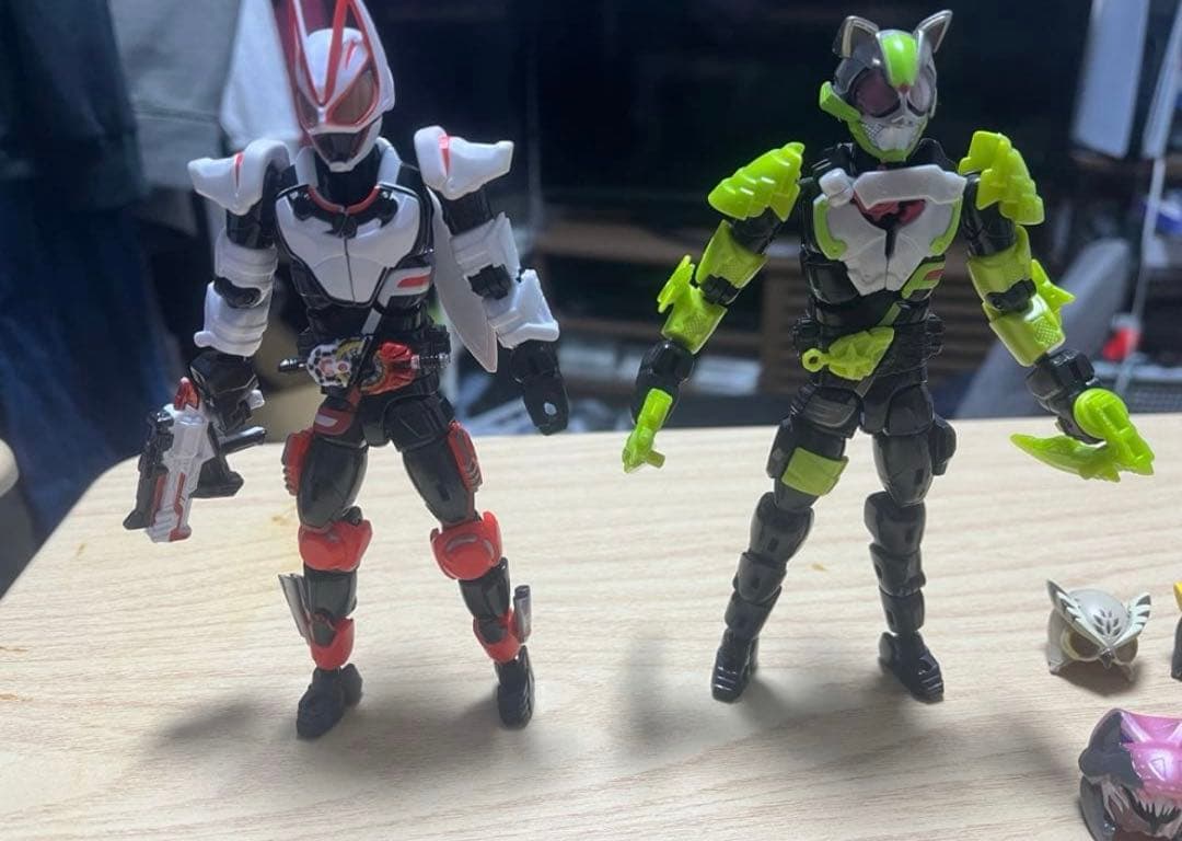 リボルブチェンジフィギュア 仮面ライダーギーツ