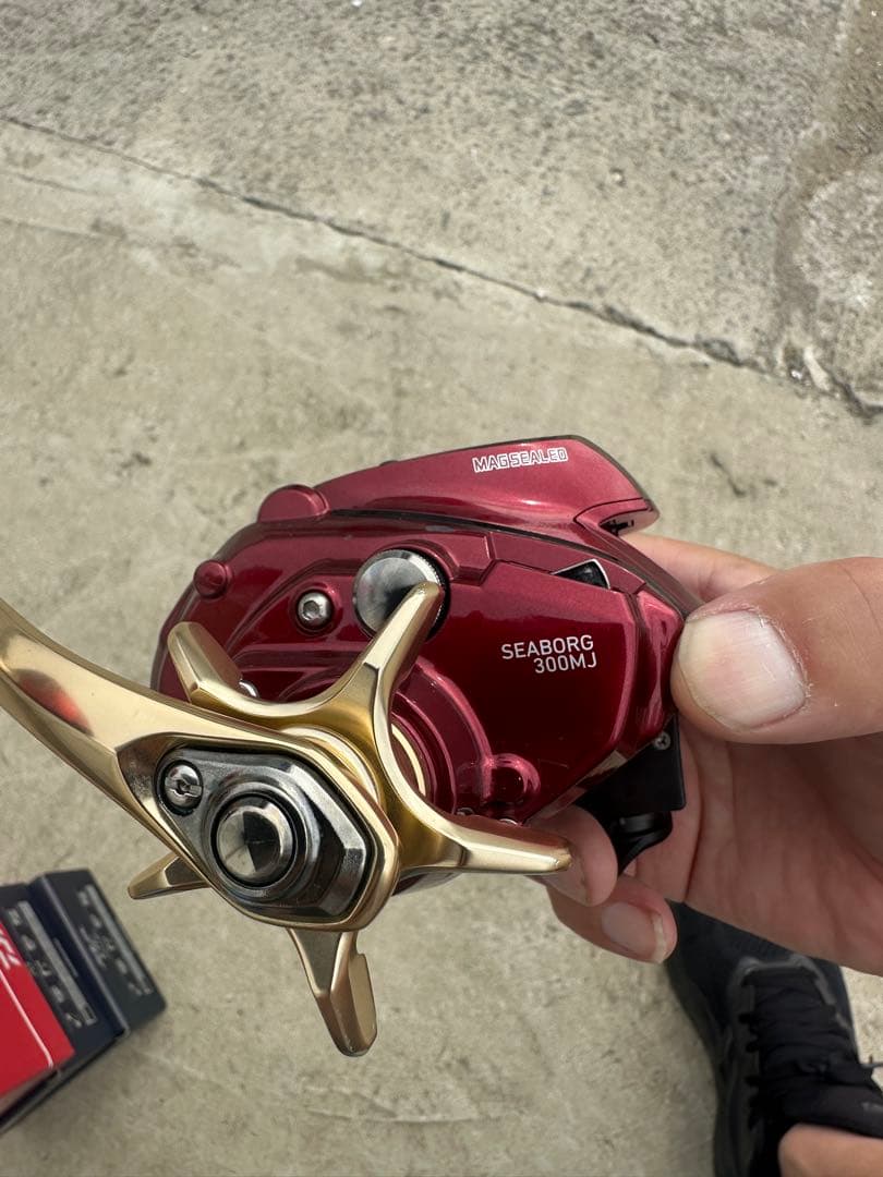 Daiwa SEABORG 300MJ 電動リール