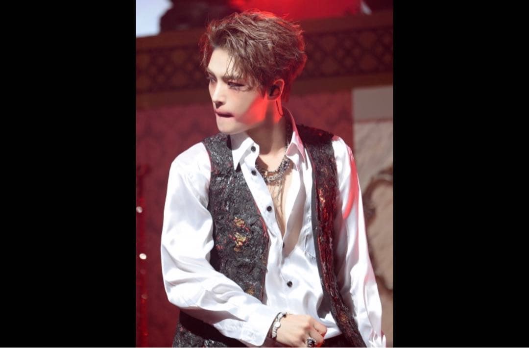 ジェジュン　２０１８年　ホールツアー　着用　ブレスレット